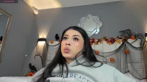 Snapshot of samanthaa_22_ chatting on October 21, 2025, 11:44 am  Samanthaa online show from October 21, 2025, 11:44 am