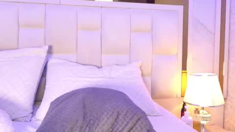 samanthaa_sm online show from November 28, 2025, 11:46 am