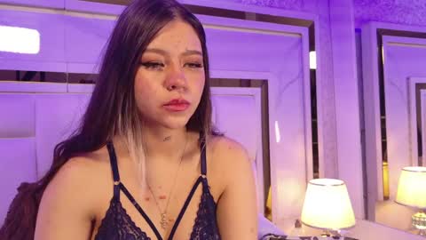 samanthaa_sm online show from April 1, 2026, 3:07 am