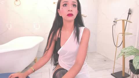 Snapshot of samanthaferrer_ chatting on June 4, 2026, 8:15 pm Samantha online show from June 4, 2026, 8:15 pm