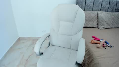 sam online show from February 3, 2025, 6:28 pm