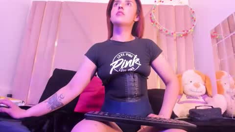 Samantha online show from April 23, 2026, 11:07 pm