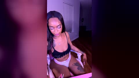 Snapshot of samanthaporsha chatting on April 18, 2026, 10:52 am samanthaporsha online show from April 18, 2026, 10:52 am