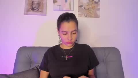 Samara is my name a pleasure delighted that you are here leave your thumb up it is important to me online show from February 23, 2025, 9:26 pm