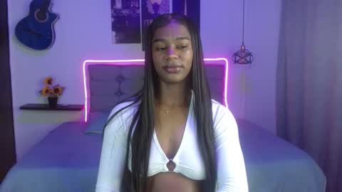 samara_roxx online show from February 5, 2026, 3:00 am