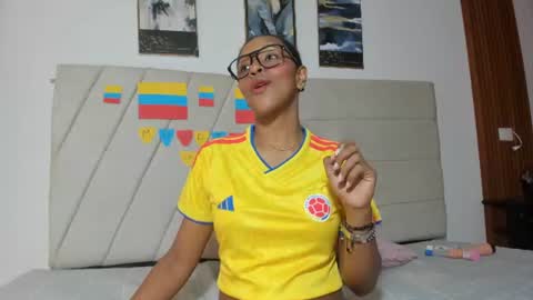 Snapshot of samaraa_smith1 chatting on July 7, 2026, 12:20 pm samaraa_smith1 online show from July 7, 2026, 12:20 pm