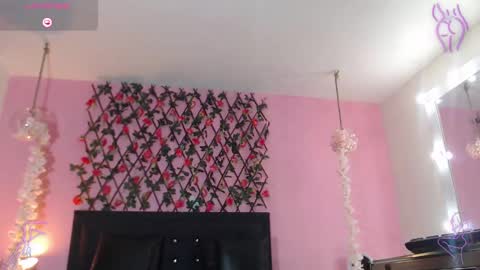 Snapshot of samaracortez chatting on September 11, 2025, 7:47 pm Sammy online show from September 11, 2025, 7:47 pm