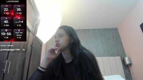 Sara  online show from January 29, 2025, 11:41 am