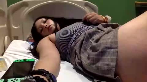 samdelilah online show from September 14, 2025, 5:06 am