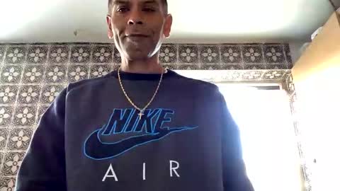 Snapshot of samegee chatting on September 15, 2025, 2:39 pm samegee online show from September 15, 2025, 2:39 pm