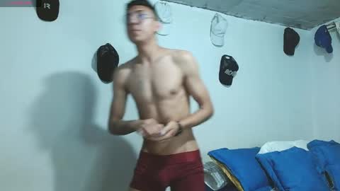 Snapshot of samfox_ chatting on April 9, 2026, 11:04 am SAM online show from April 9, 2026, 11:04 am