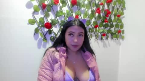 Snapshot of sami_cutte chatting on March 7, 2025, 7:38 pm sami_cutte online show from March 7, 2025, 7:38 pm