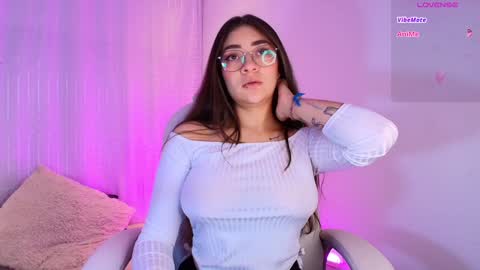 Snapshot of samii_evans chatting on December 3, 2024, 4:58 am samii evans  online show from December 3, 2024, 4:58 am