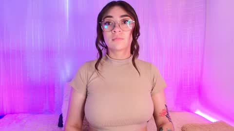 Snapshot of samii_evans chatting on February 7, 2025, 7:59 pm samii evans  online show from February 7, 2025, 7:59 pm