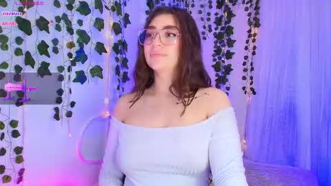 Snapshot of samii_evans chatting on September 10, 2025, 4:01 am samii evans  online show from September 10, 2025, 4:01 am