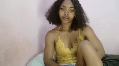 Snapshot of samina2255 chatting on September 29, 2025, 8:19 am samina2255 online show from September 29, 2025, 8:19 am