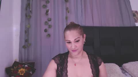 Snapshot of samira_lennox chatting on September 14, 2025, 8:30 pm SAMIRA online show from September 14, 2025, 8:30 pm