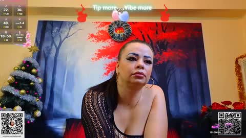 Snapshot of samiraevans chatting on December 26, 2024, 8:32 pm     online show from December 26, 2024, 8:32 pm