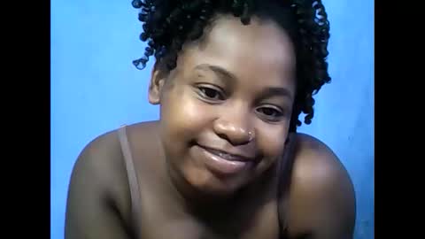 samirah_69 online show from May 4, 2026, 11:56 pm