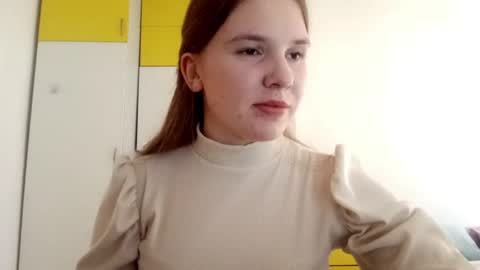 samirasosinski online show from April 7, 2026, 10:59 am