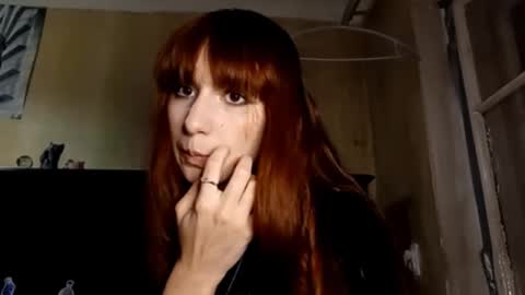 Snapshot of samiravilmont chatting on October 8, 2025, 3:20 pm Mira online show from October 8, 2025, 3:20 pm