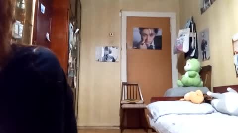 Snapshot of samiravilmont chatting on October 21, 2025, 3:57 pm Mira online show from October 21, 2025, 3:57 pm