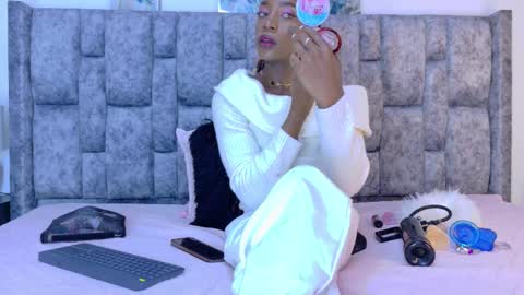 samirths_boy_ online show from February 1, 2026, 7:12 pm