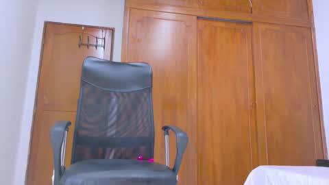 samirths_boy_ online show from May 24, 2026, 4:56 pm