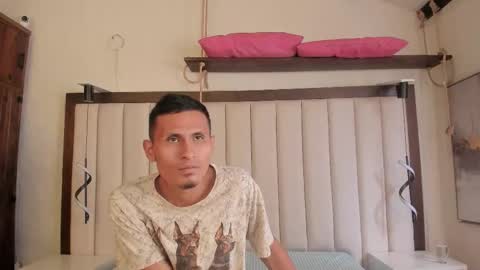 sammy_ela online show from March 16, 2026, 7:29 pm