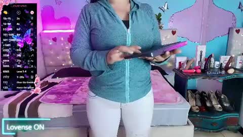  Sammy  online show from June 17, 2026, 8:32 pm
