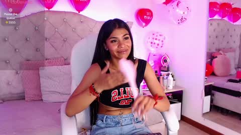 sammy_williams__ online show from February 7, 2025, 8:42 pm