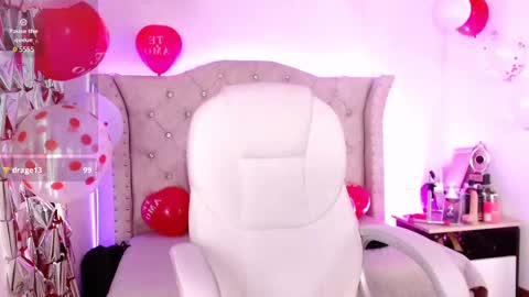 sammy_williams__ online show from February 14, 2025, 9:43 pm