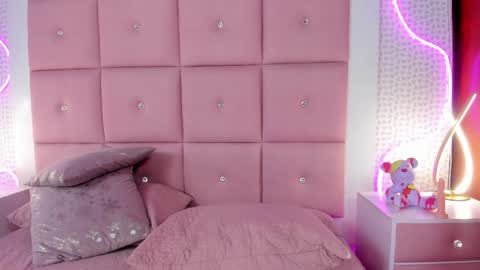 Samantha   online show from March 27, 2026, 8:59 am