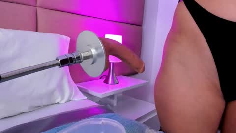 Sammy Morales online show from November 26, 2025, 1:01 pm