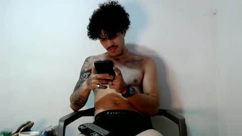 Snapshot of sammytop22 chatting on June 16, 2026, 12:19 pm sammy model independiente online show from June 16, 2026, 12:19 pm