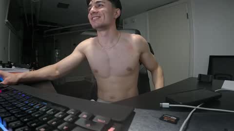 Snapshot of samphilly chatting on January 15, 2026, 12:04 am samphilly online show from January 15, 2026, 12:04 am