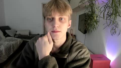 Snapshot of samuel_clark chatting on October 2, 2025, 6:31 am Sam online show from October 2, 2025, 6:31 am