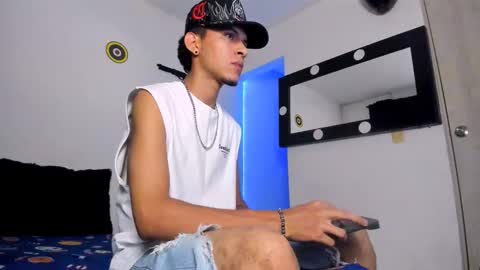 Snapshot of samuel_suarez chatting on March 22, 2026, 4:38 am online show from March 22, 2026, 4:38 am