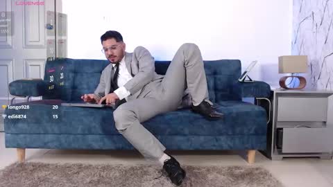 Snapshot of samuelcoopper chatting on October 13, 2025, 2:50 pm  Samuel Coopper  online show from October 13, 2025, 2:50 pm