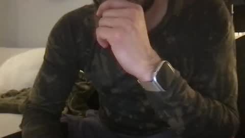 Sam W dick strip tease online show from December 16, 2025, 5:01 am