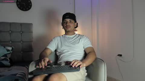 samxx_muscle online show from September 13, 2025, 2:28 pm
