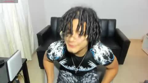 samxx_muscle online show from June 27, 2026, 12:44 pm