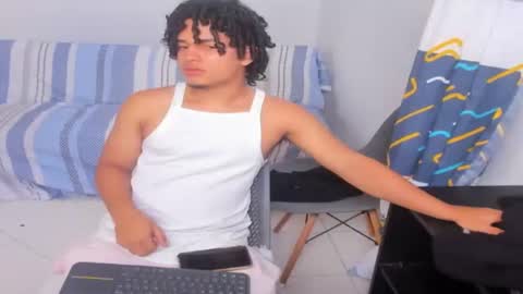 samxx_muscle online show from July 25, 2026, 1:08 pm