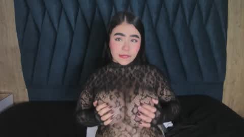 S A M Y  G R E Y  online show from November 7, 2025, 3:28 am