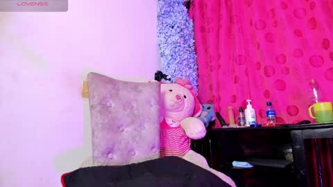 samy_ice online show from June 10, 2026, 1:39 am