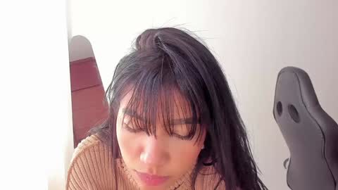 Snapshot of samy_jonnes_ chatting on January 20, 2025, 8:07 pm Hello I am absent due to a family calamity I will return soon-hola estoy ausente por un problema familiar volvere pronto. online show from January 20, 2025, 8:07 pm