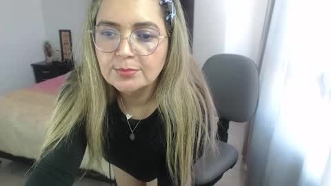 samy_vsn online show from January 16, 2025, 3:46 pm