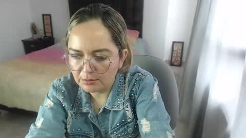samy_vsn online show from January 17, 2025, 5:08 pm
