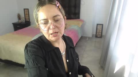 samy_vsn online show from January 18, 2025, 7:37 pm