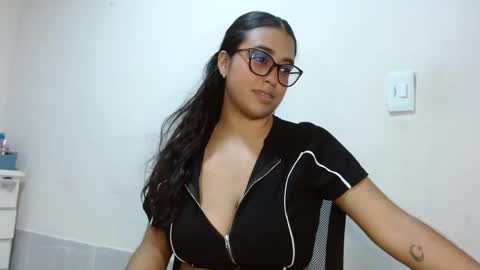 Snapshot of samyathome chatting on May 24, 2026, 4:01 pm Samy nice too meet u online show from May 24, 2026, 4:01 pm
